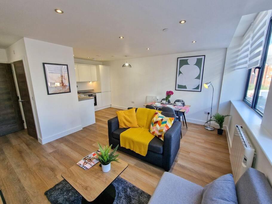 מנצ'סטר Free Parking: Old Trafford Apartment מראה חיצוני תמונה